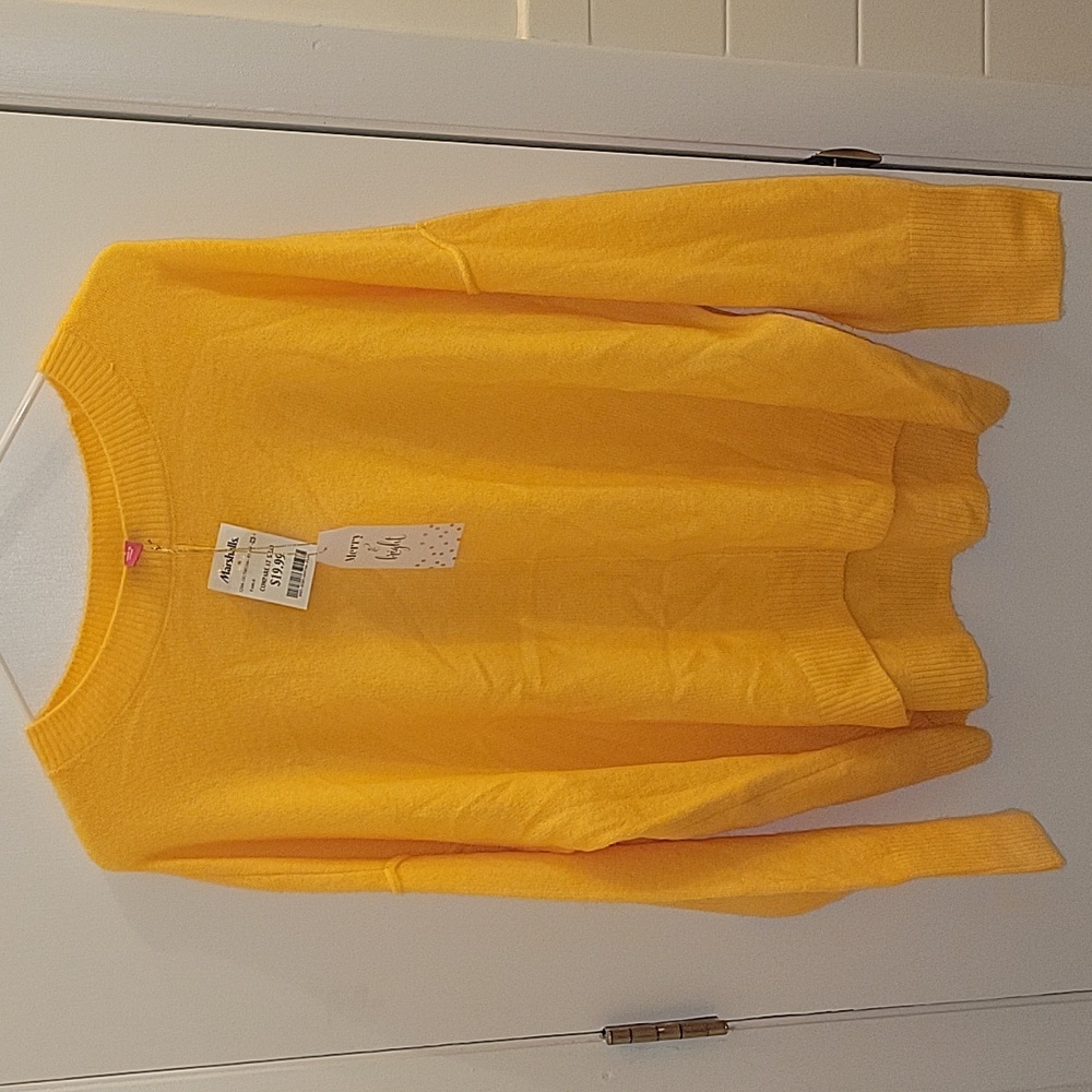 Vince Camuto Sunny Yellow Knit Sweater